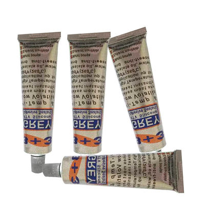 Otomobil cam yapıştırıcımızın hava koşullarına karşı dayanıklılığından yararlanın